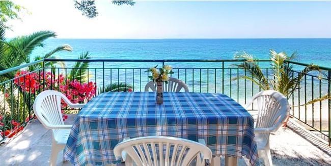 Apartamento Empress Corfu Perama  Habitación foto